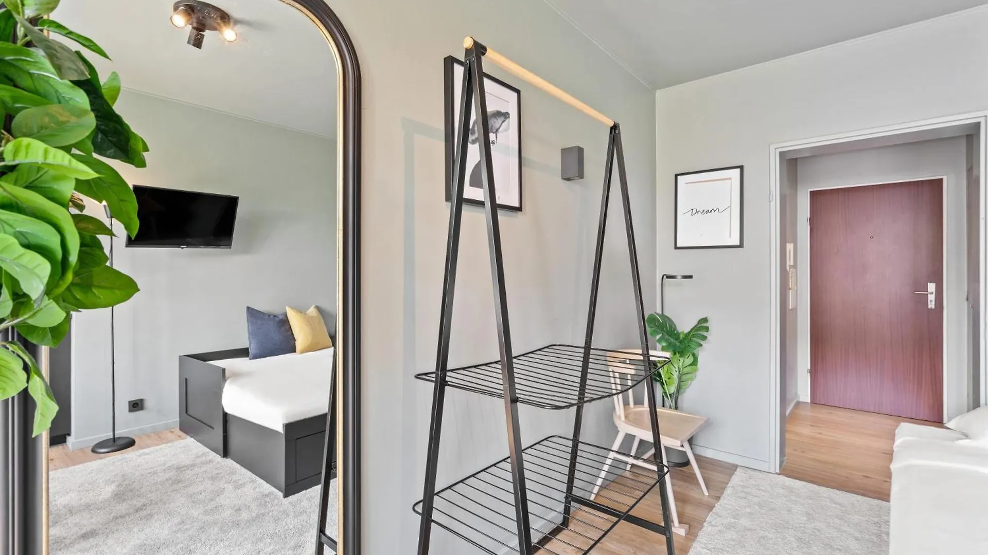 Modern Studio In The Heart Of Luxembourg By