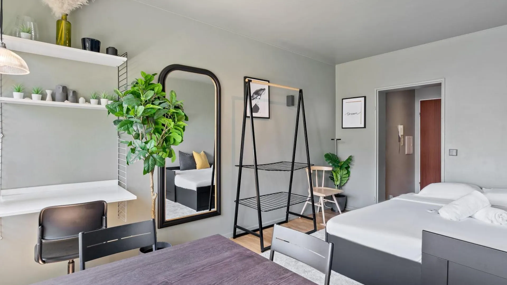 Modern Studio In The Heart Of Luxembourg By 0*,